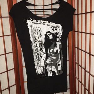 GUESS shirt. Open slits in back!